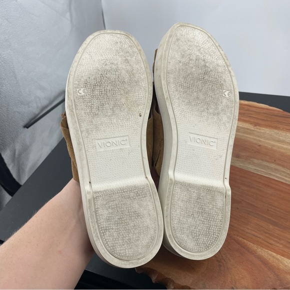 Vionic Brown Ruffle Sandals - Picture 5 of 5